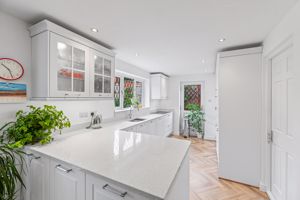 Kitchen- click for photo gallery